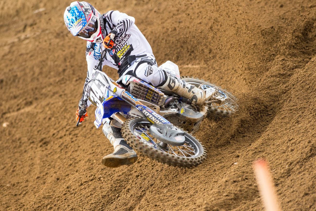 Luke Renzland Dislocates Shoulder in Utah