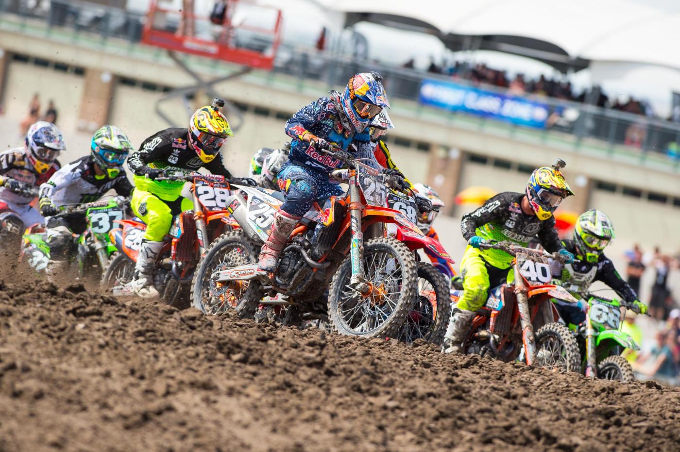 Musquin took full advantage of the second moto restart by nabbing the holeshot.