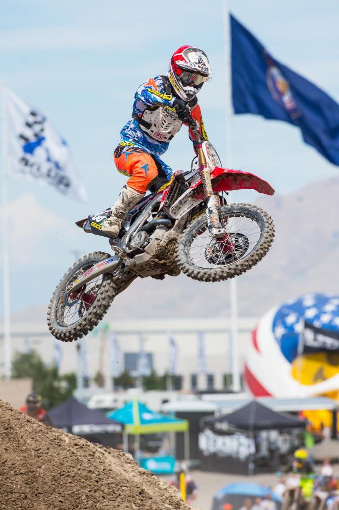 RJ Hampshire experienced heartbreak when he threw away a third-place finish within sight of the finish line.