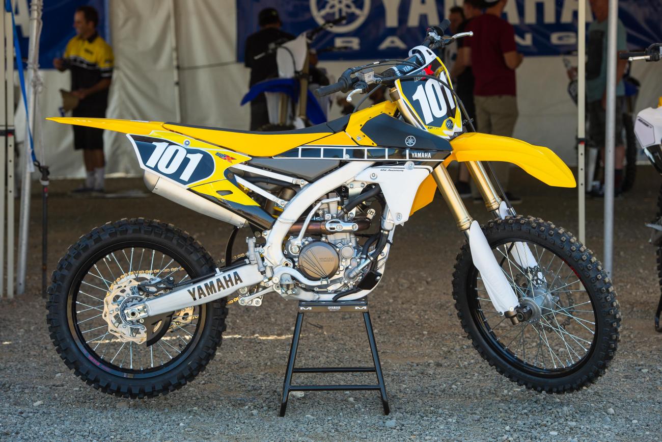 Racer X Films: 2016 Yamaha YZ250F Intro
