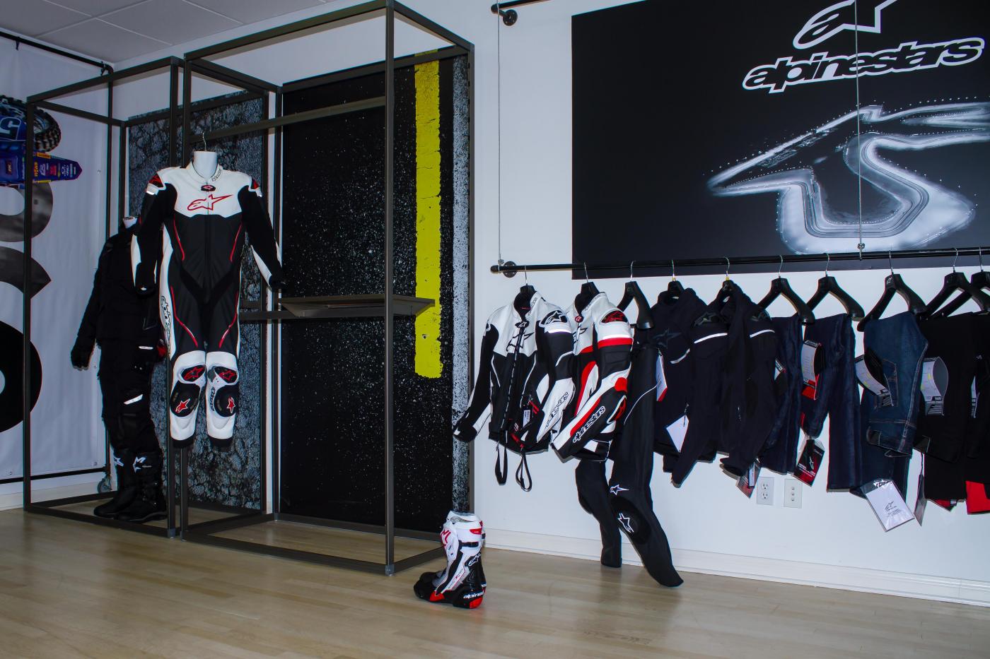 Alpinestars_Intro_-_Racer_X_-_Owens_15