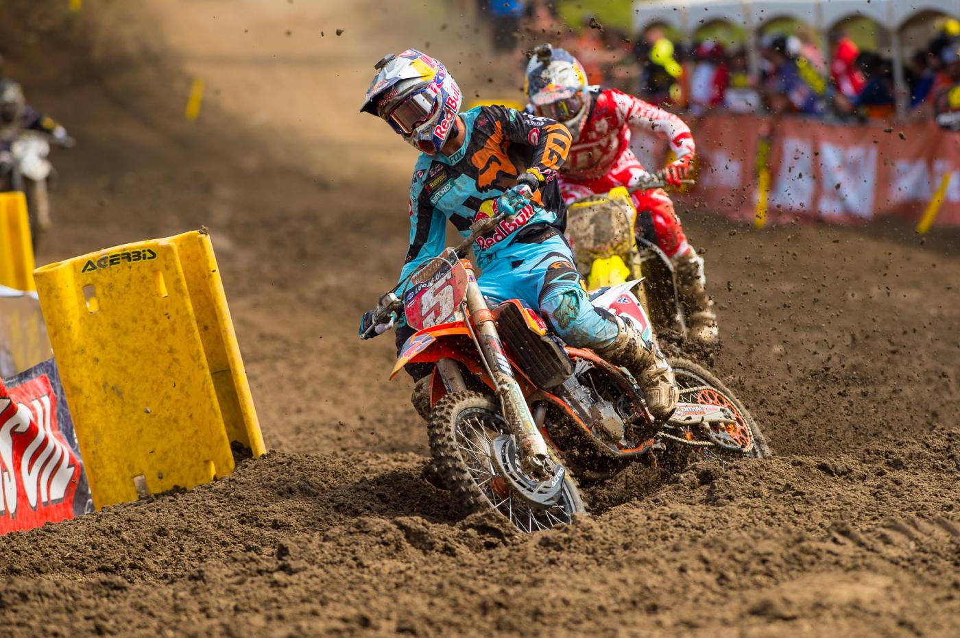 Dungey went 1-2 to claim the win.