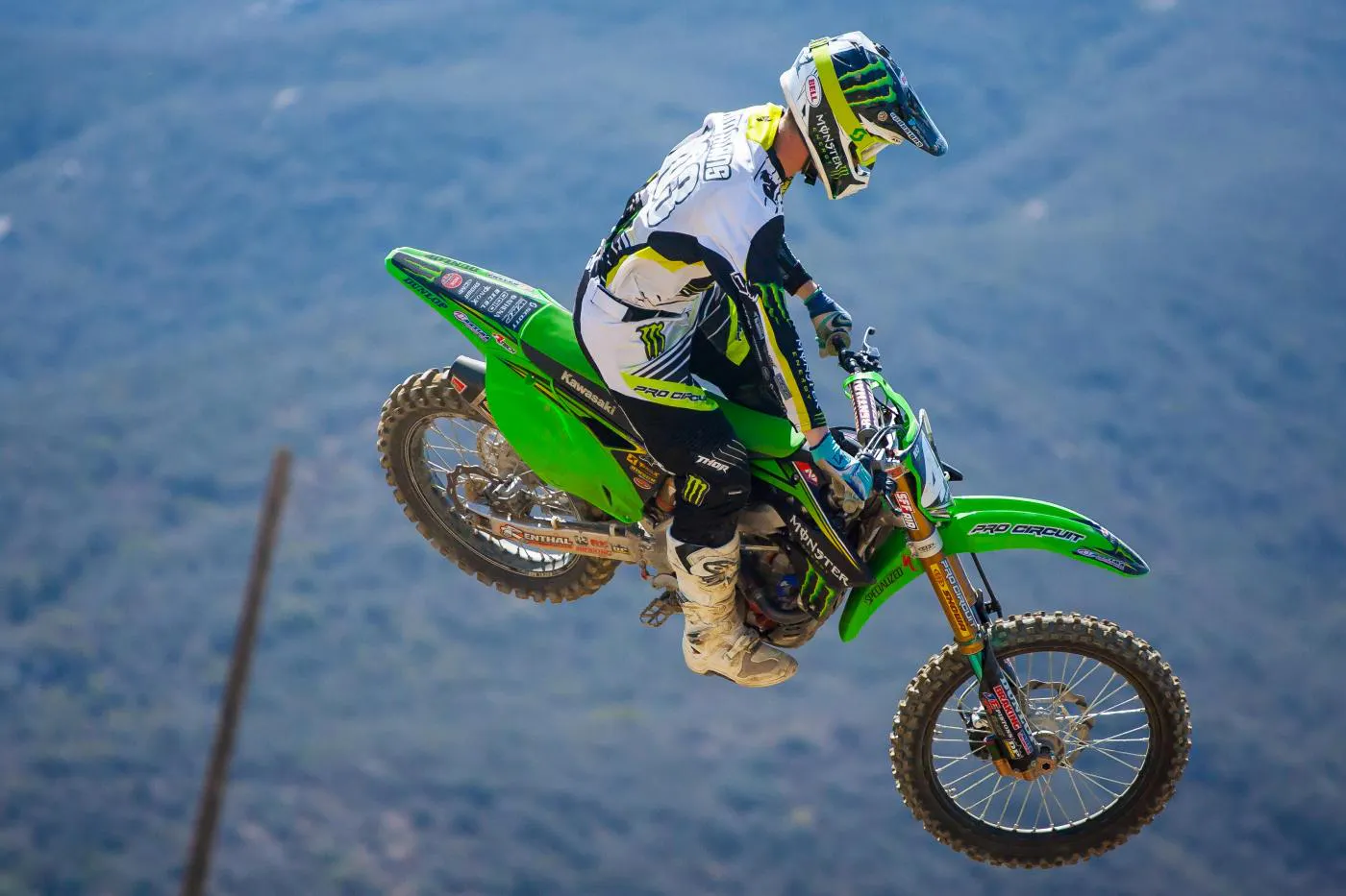 Zac Commans
