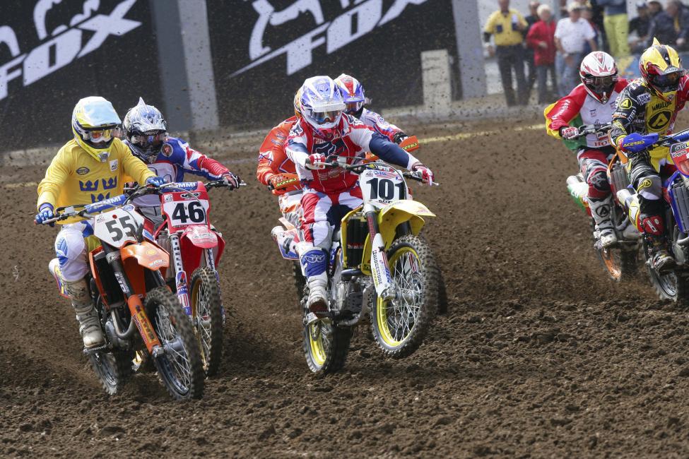 That’s Stefan Everts all the way on the right on the blue Yamaha. A rematch between he and RC never materialized, but Everts would have another turn in the spotlight the next year.