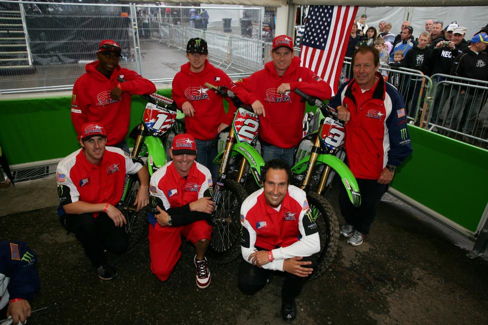 The riders and team manager pose with mechanics Mike Williamson, John Mitcheff, and Dana Wiggins. The team was all Kawasaki, but all red, white, and blue