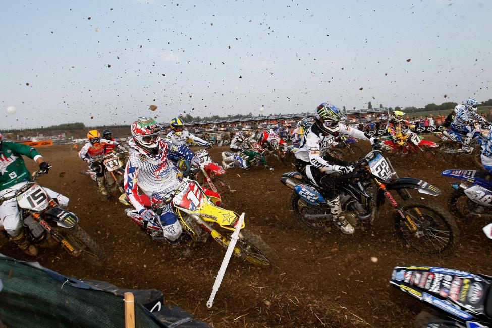 Italy and Australia's days essentially ended with this crash, which claimed Cairoli and Reed. That's a lot of talent in one pile! Dungey (1) made it through on the inside and that's all the Americans needed.