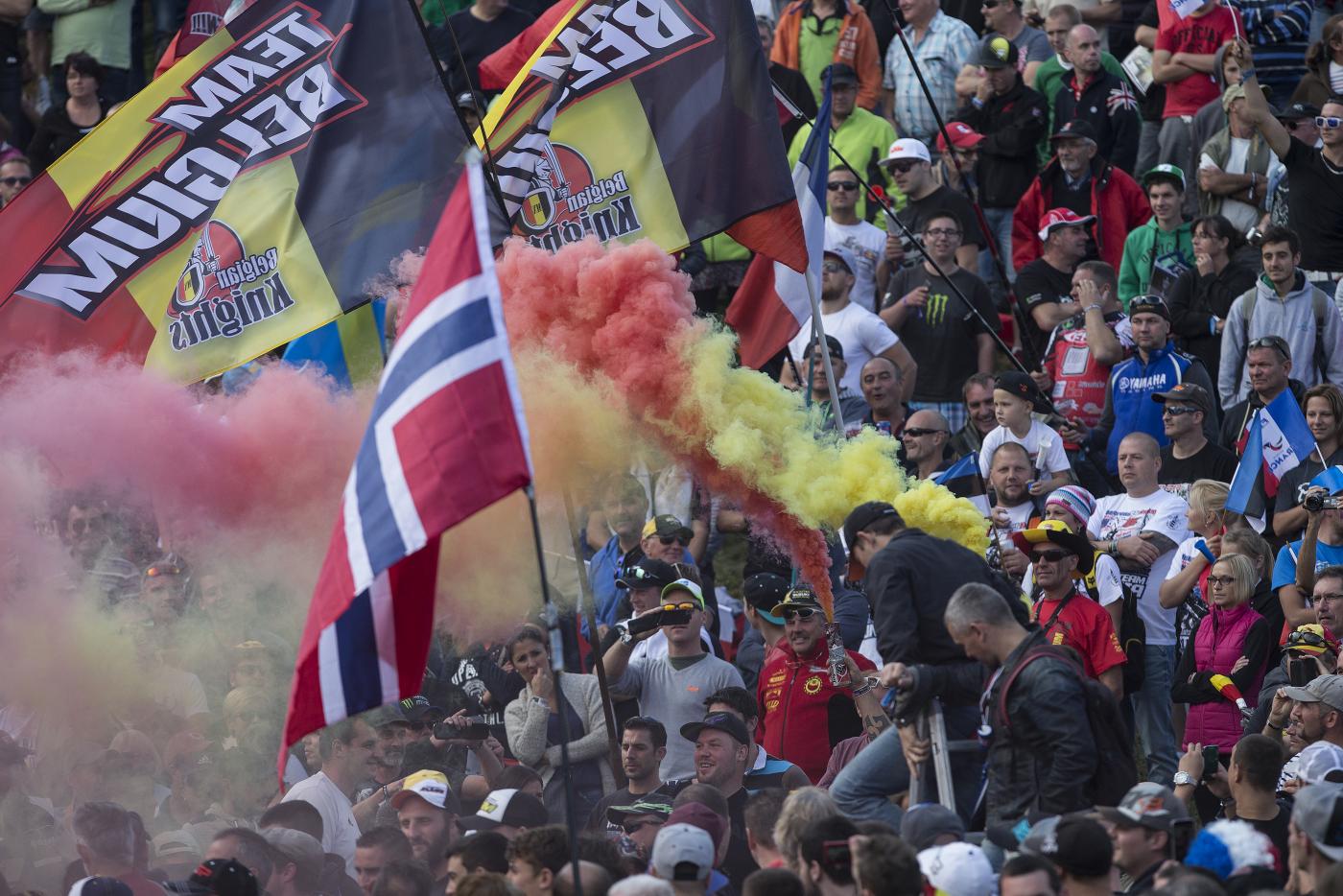 Fans_MXoN_2015_France_RX_4601