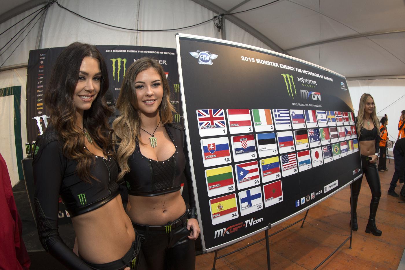 Monster_girls_Ballot_MXoN_2015_XR_1415