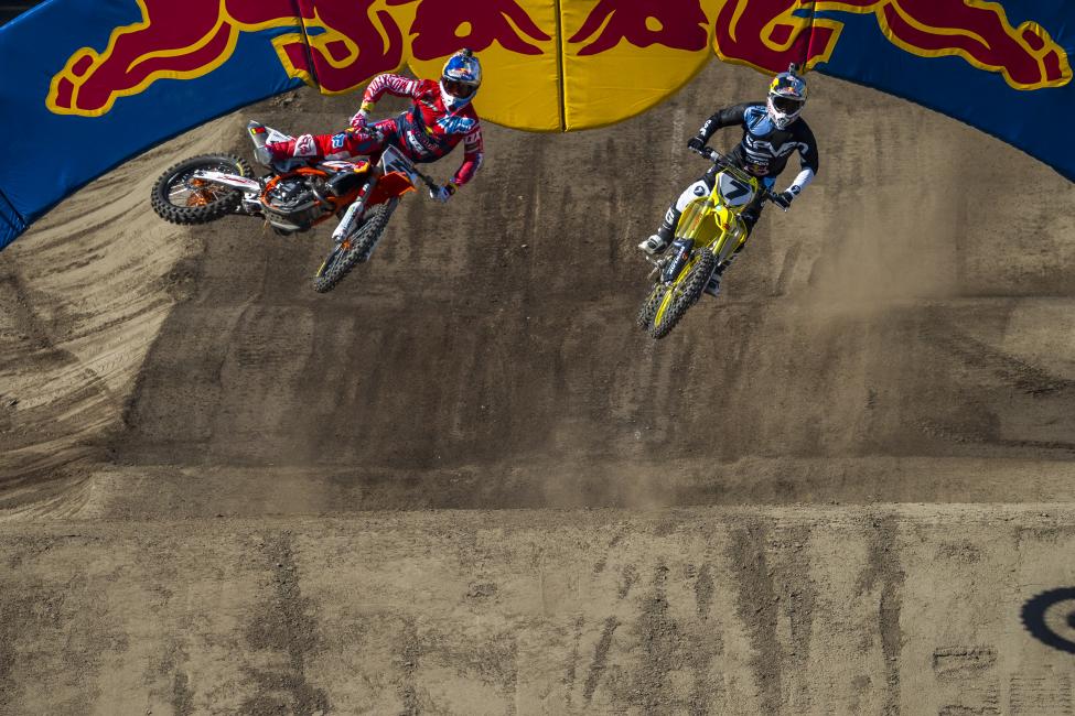 Dunge handed Stew his first Straight Rhythm loss.