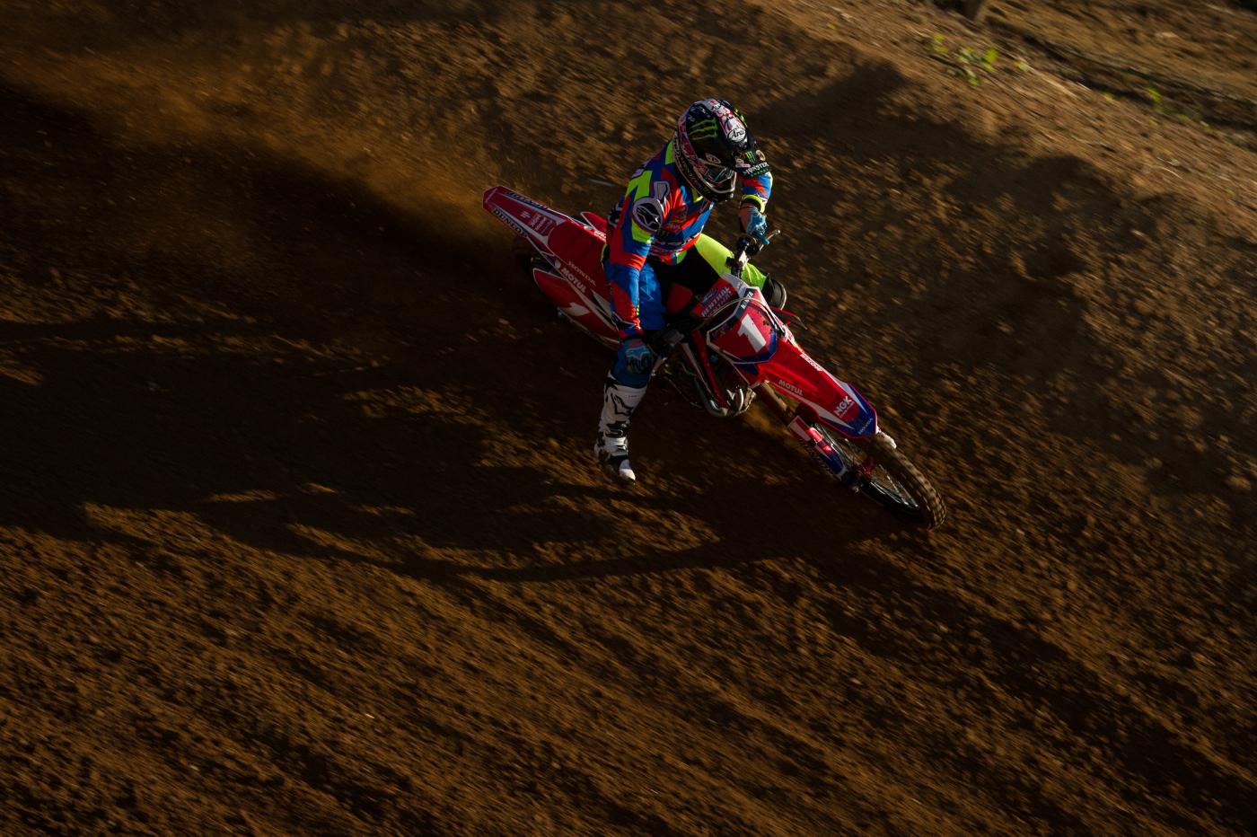 20151025_080935_B252817