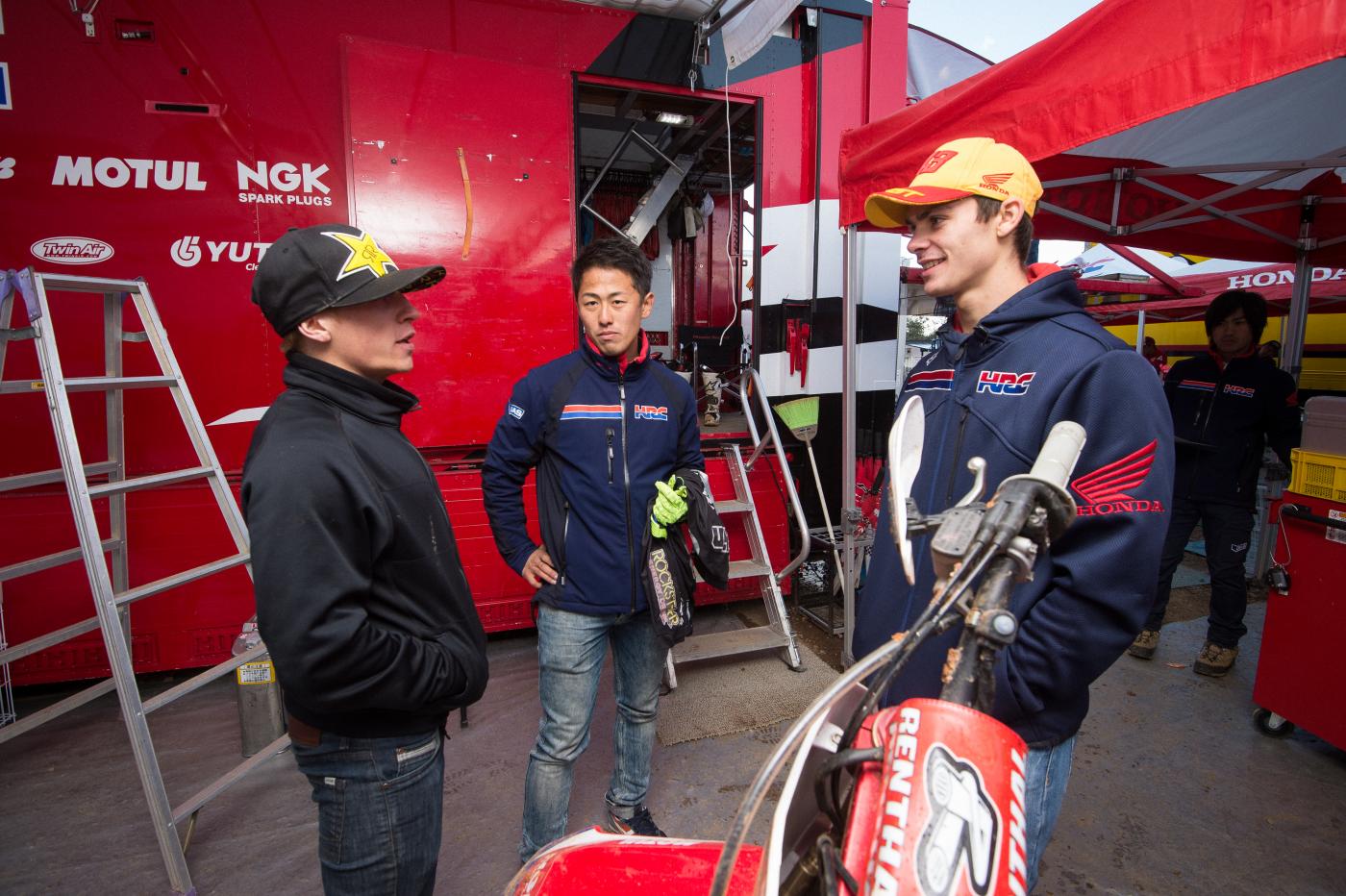 20151025_155856A03_9574