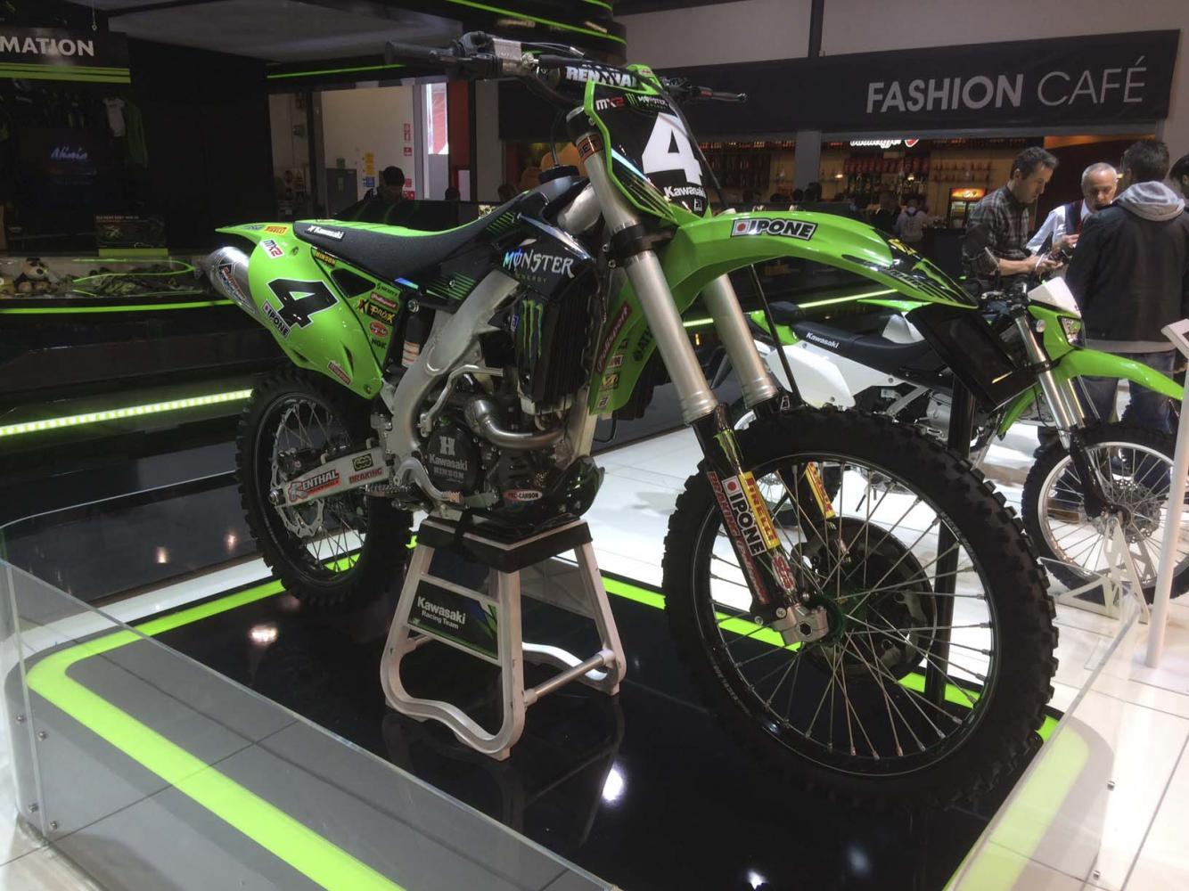 Unlike the one in Bercy-Lille, this Dylan Ferrandis bike didn't get rammed by Malcolm Stewart.