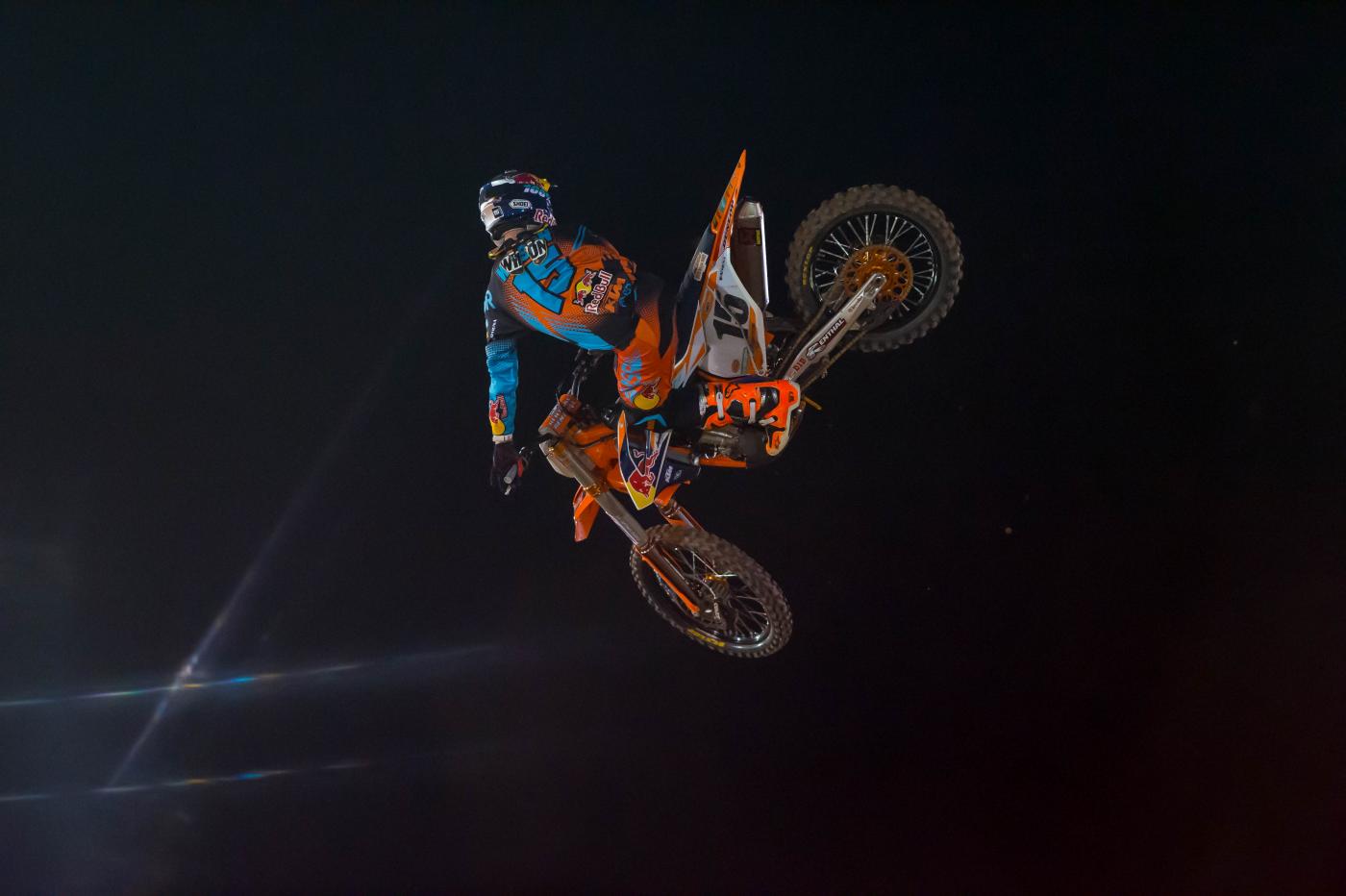 KTMTeamIntroDec2015-Cudby-0063