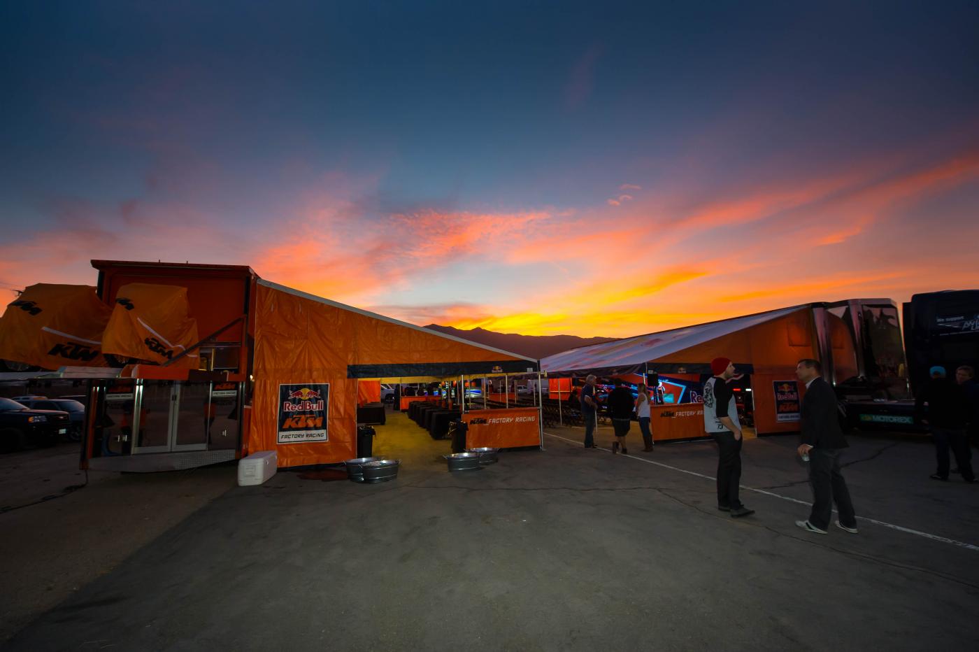 KTMTeamIntroDec2015-Cudby-0080