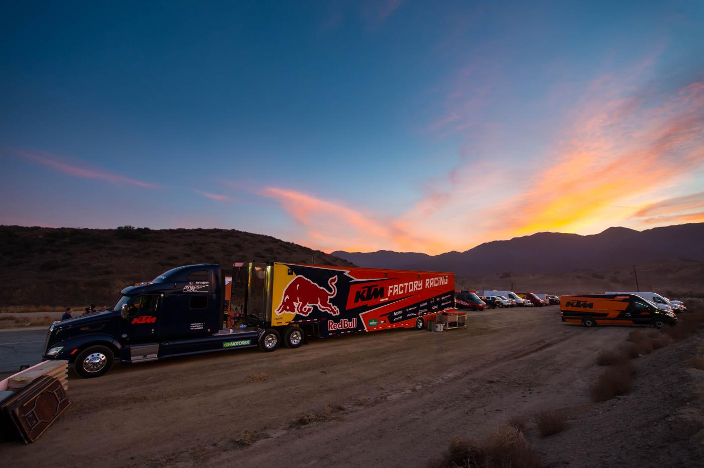 KTMTeamIntroDec2015-Cudby-0079