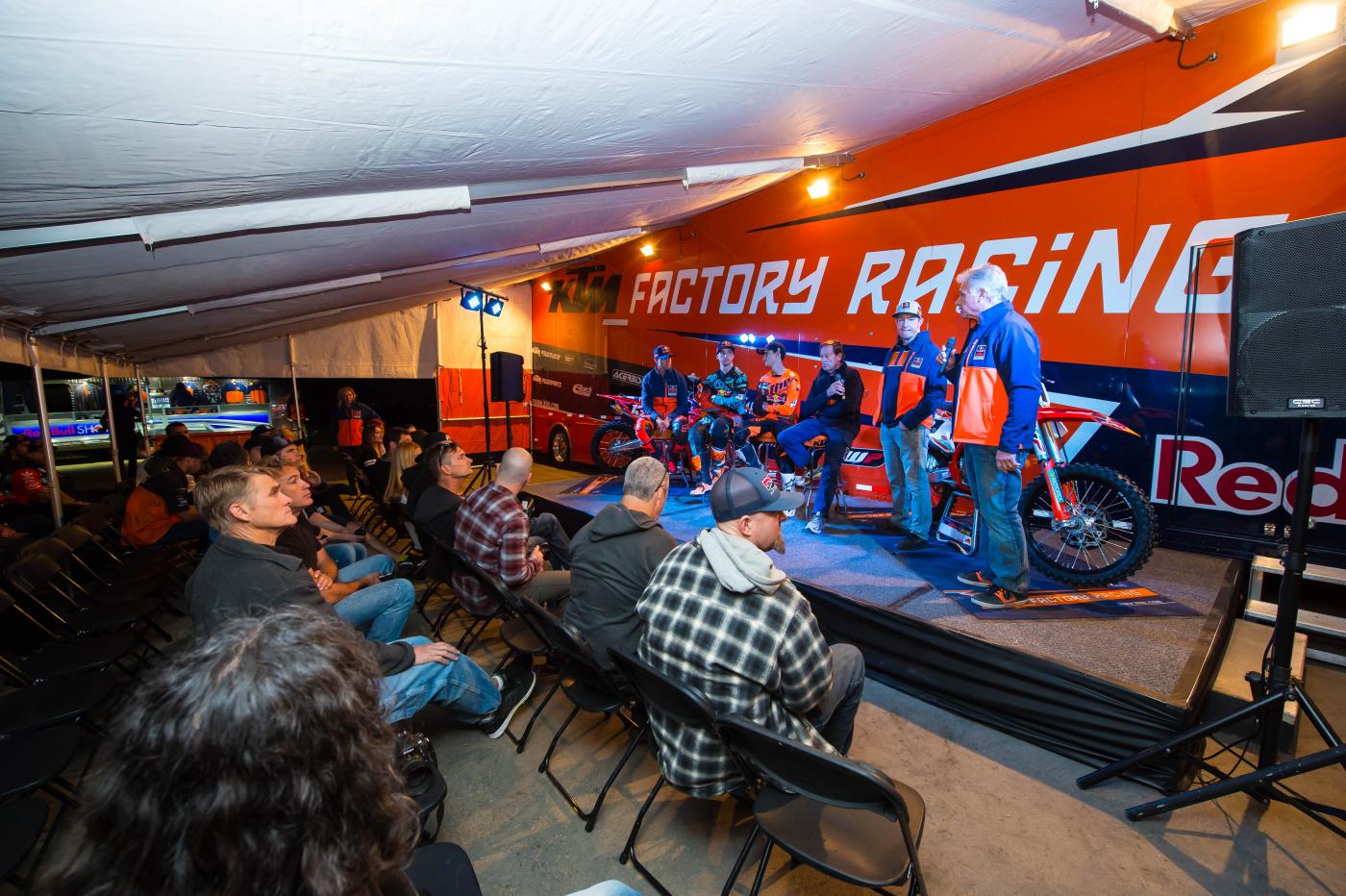 KTMTeamIntroDec2015-Cudby-0121