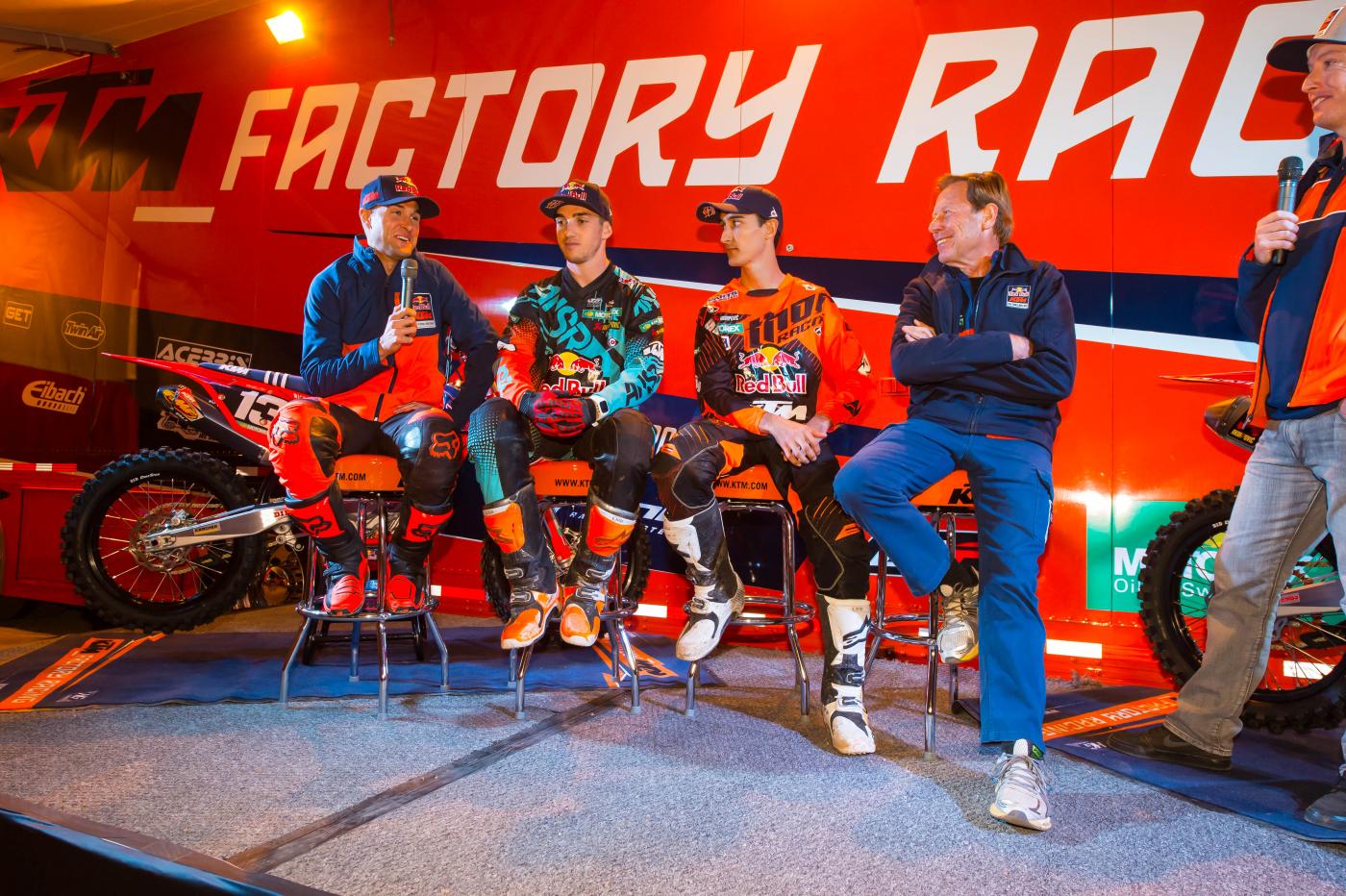 KTMTeamIntroDec2015-Cudby-0119