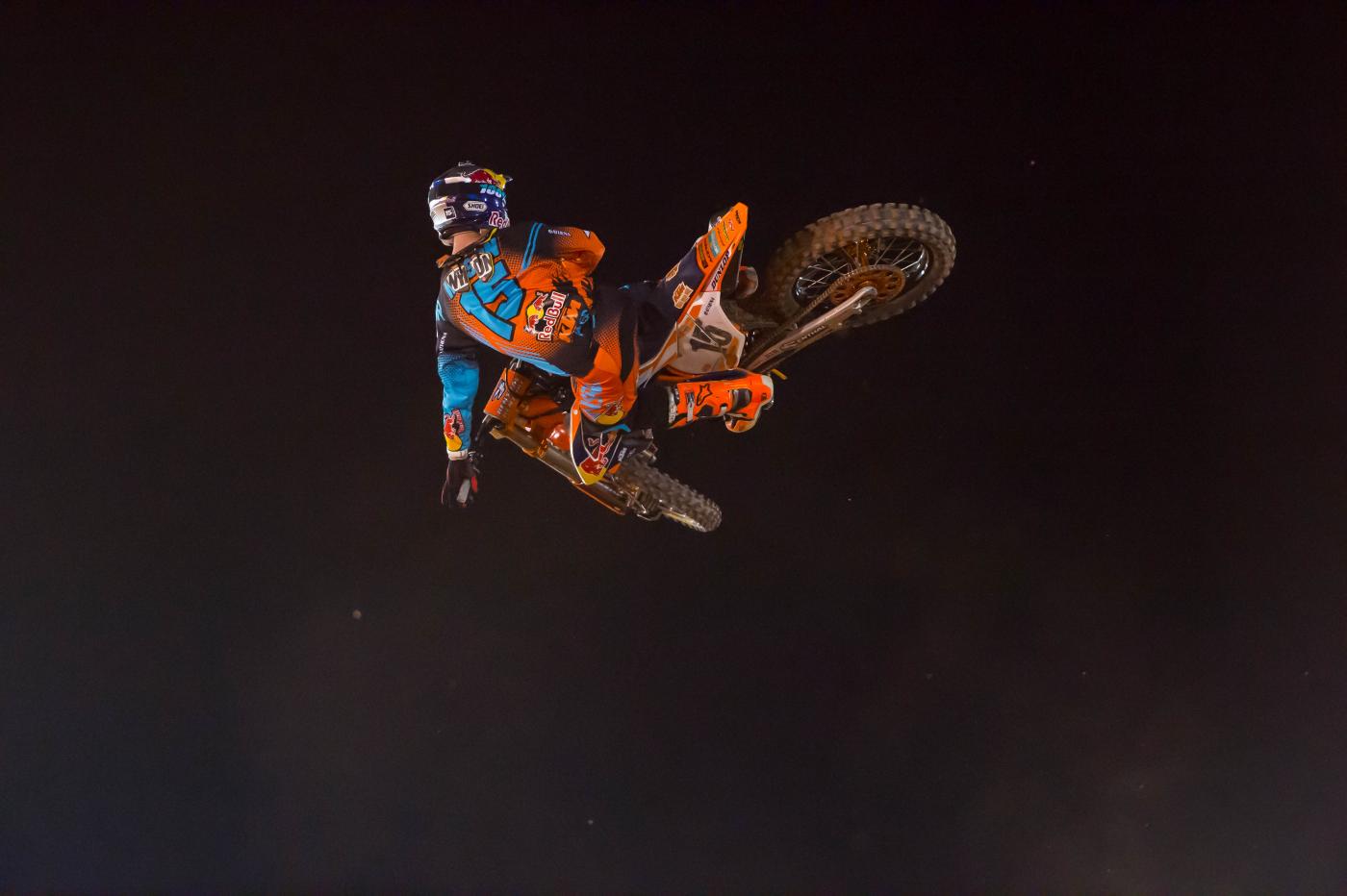 KTMTeamIntroDec2015-Cudby-0062