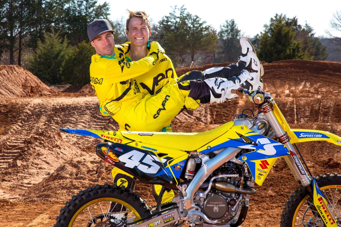 Standing_Cunningham_Albertson