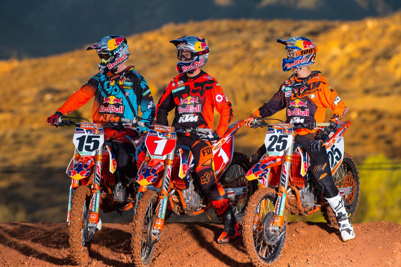 132407_Dean_Wilson__Ryan_Dungey__Marvin_Musquin_KTM_450_SX-F_2015