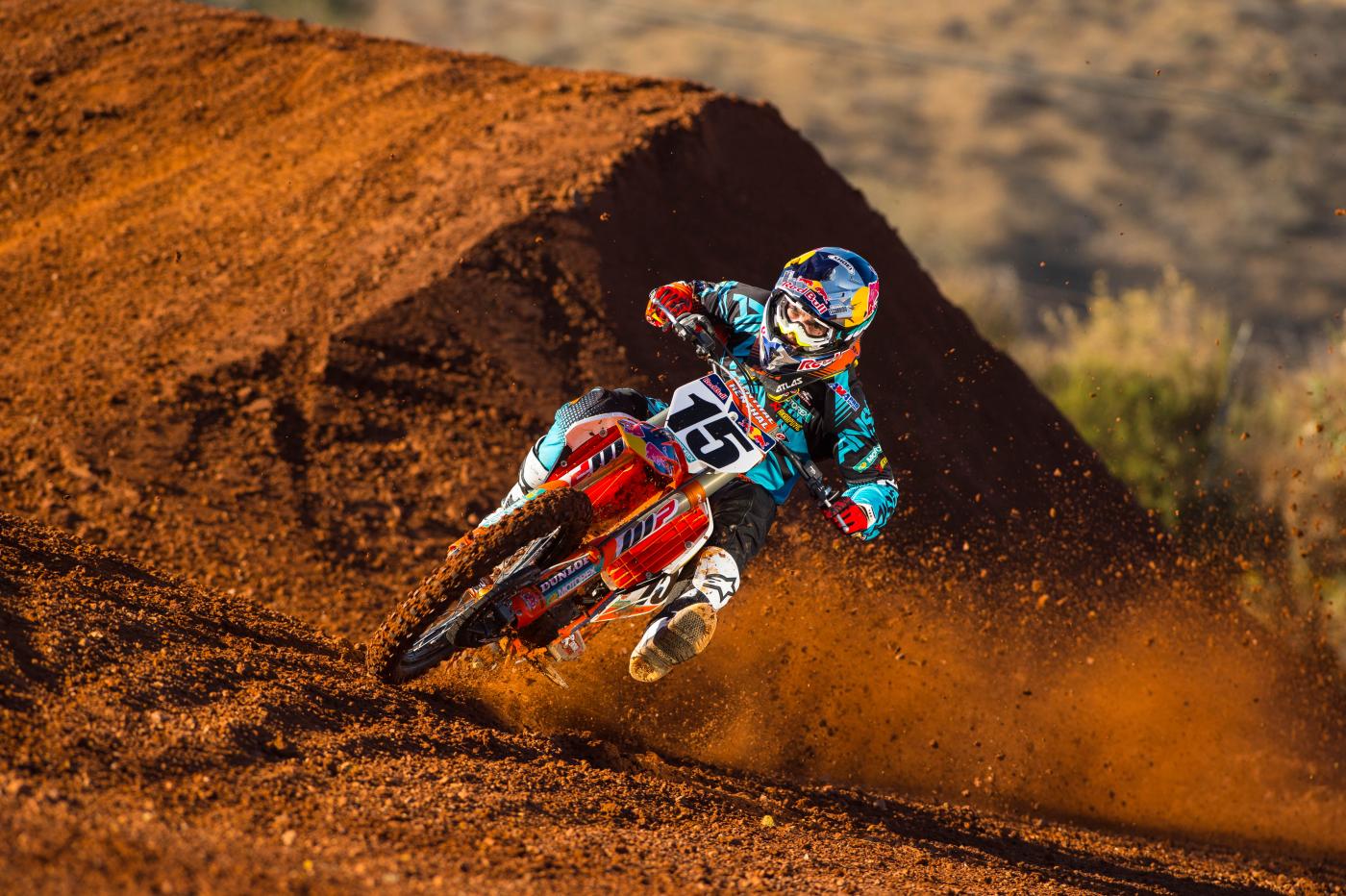 132426_Dean_Wilson_KTM_450_SX-F_2015