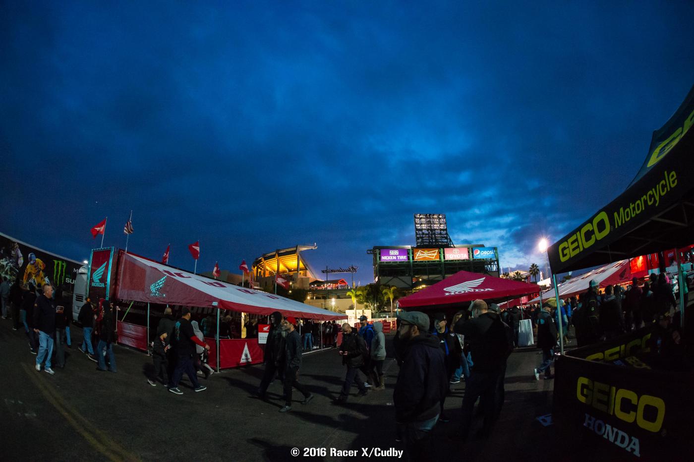 Misc-Anaheim1SX2016-Cudby-178