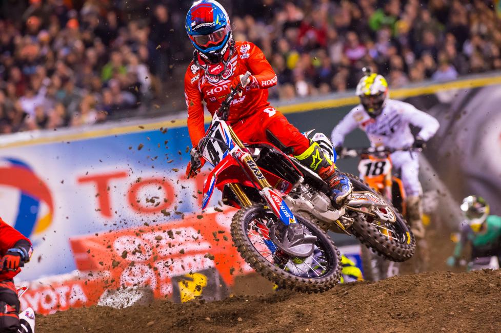 Trey Canard was the fastest qualifier at the opener.