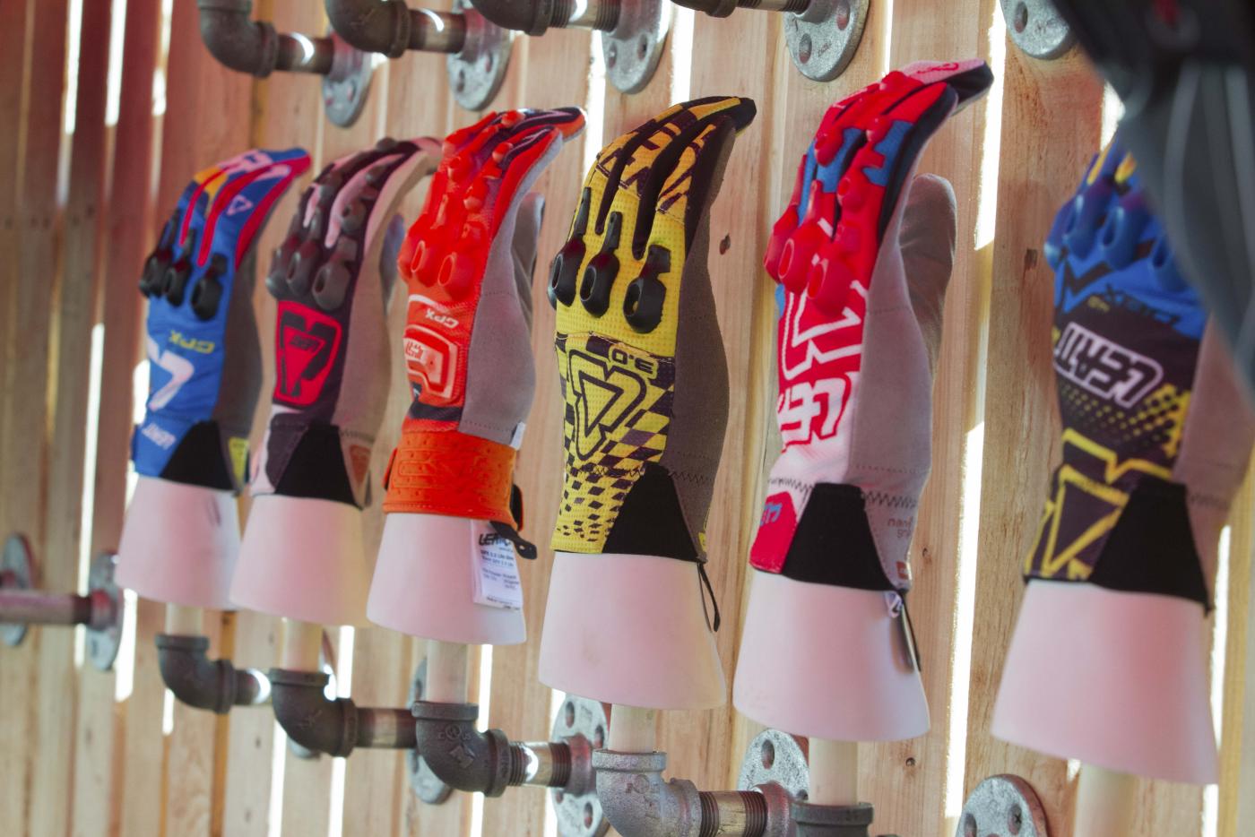 Armourgel is built into all of Leatt's new gloves.