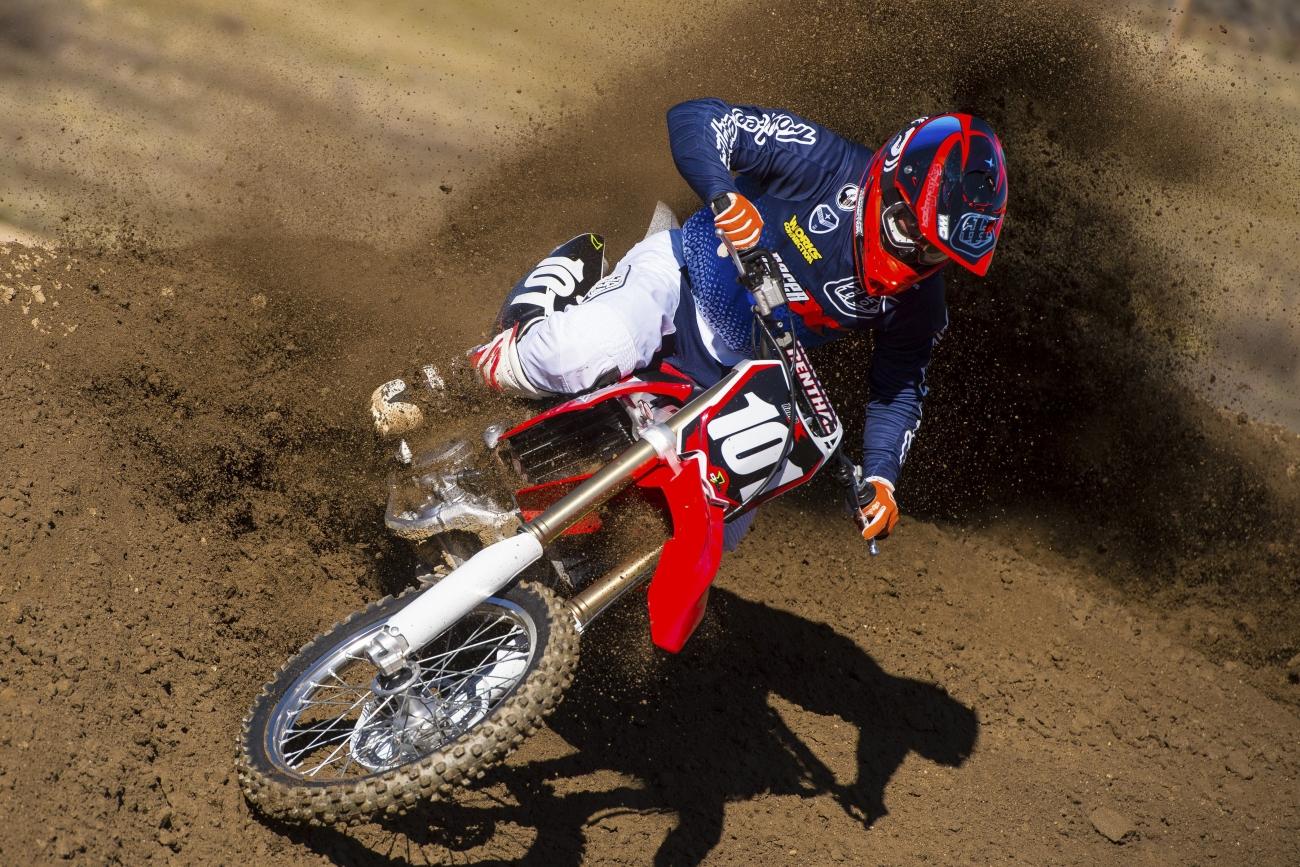 Racer X Films: Dialed In: 2016 Honda CRF250R