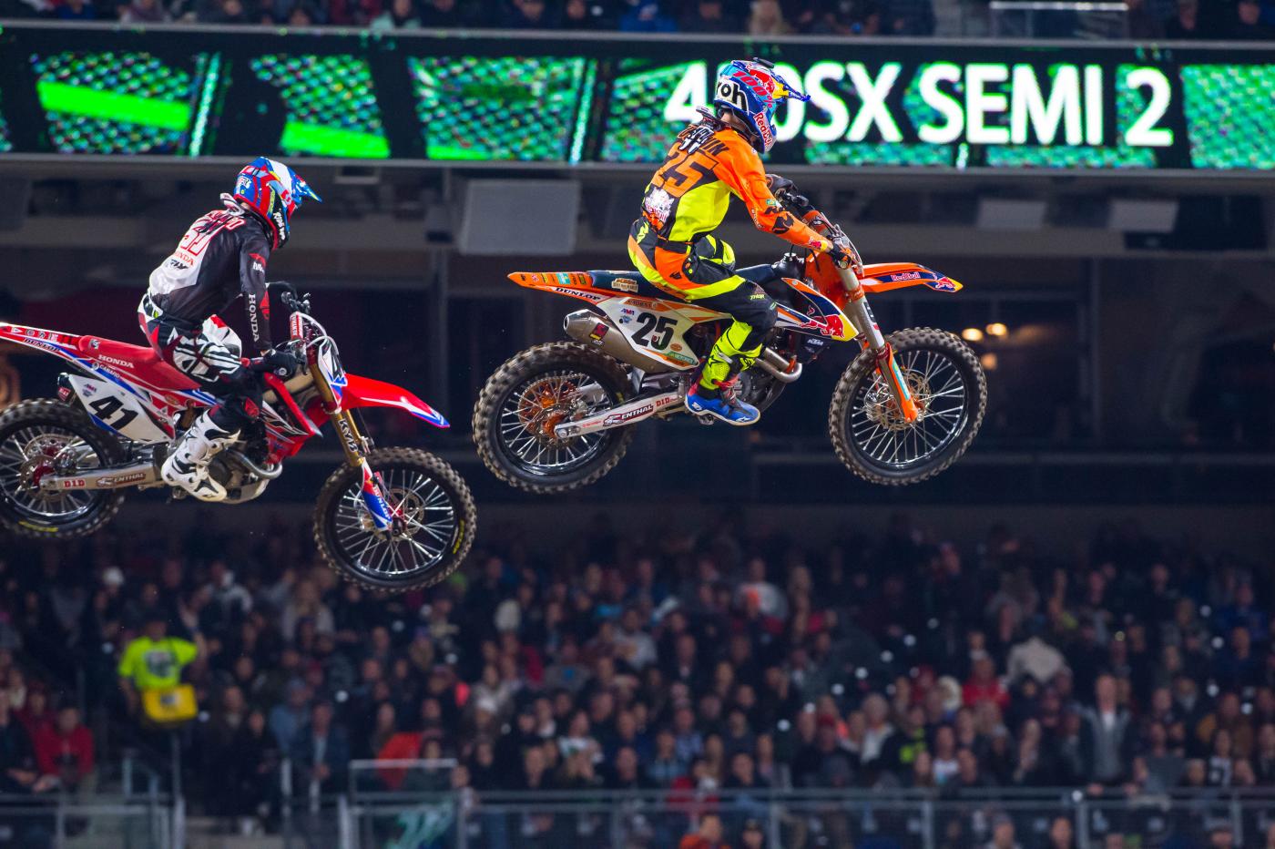 Trey Canard (41) battled with Musquin in the main event.