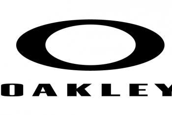 Oakley, Monster Energy Supercross Announce Three-Year Deal