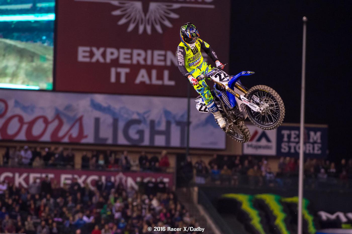 Reed gave chase to Dungey.