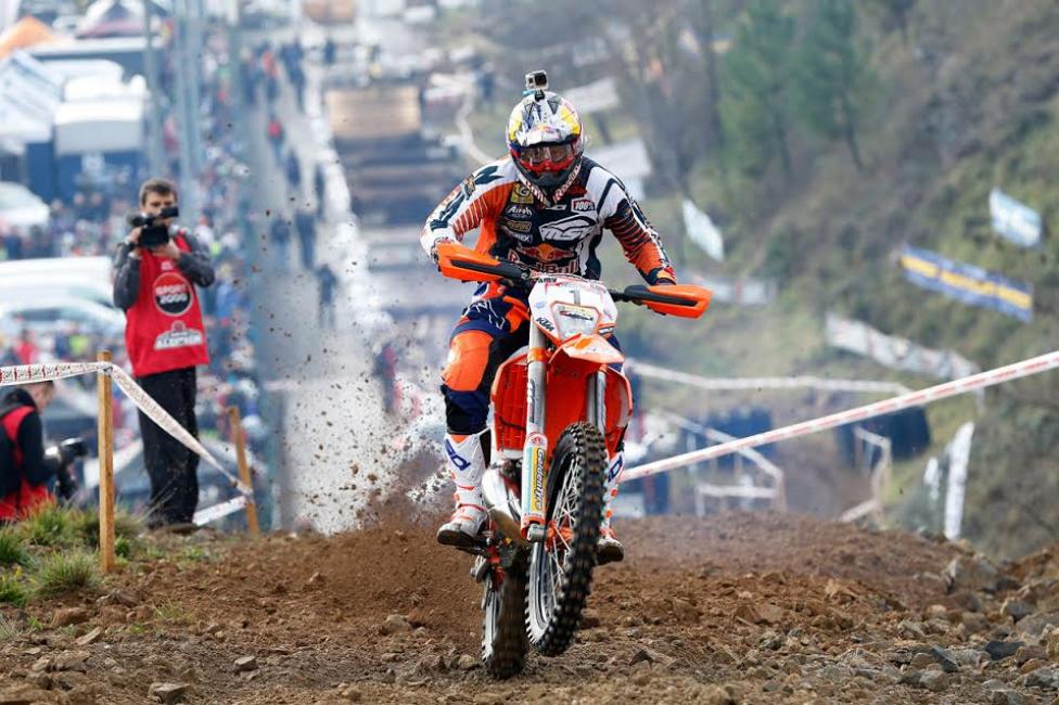 Walker started off the Extreme Enduro season on the right foot by winning the first round.