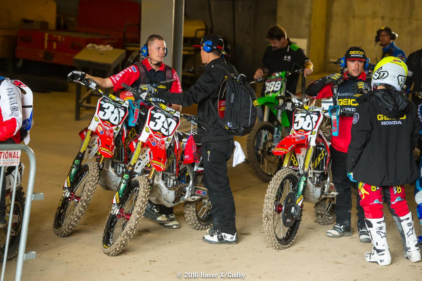 Smith-Anaheim2SX2016-Cudby-103