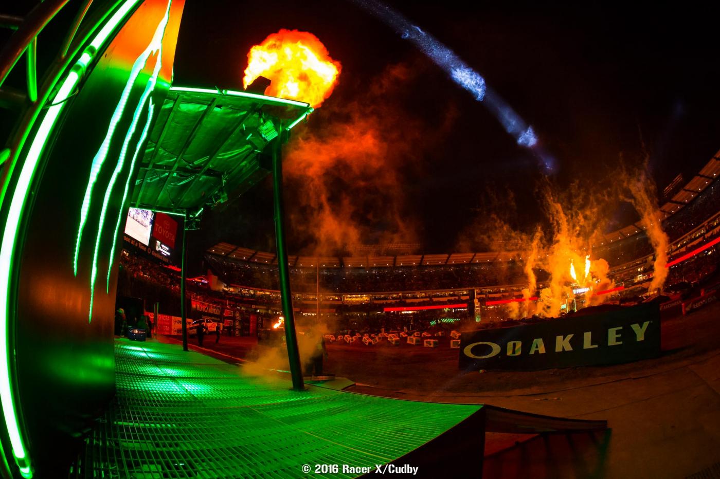 Misc-Anaheim2SX2016-Cudby-192