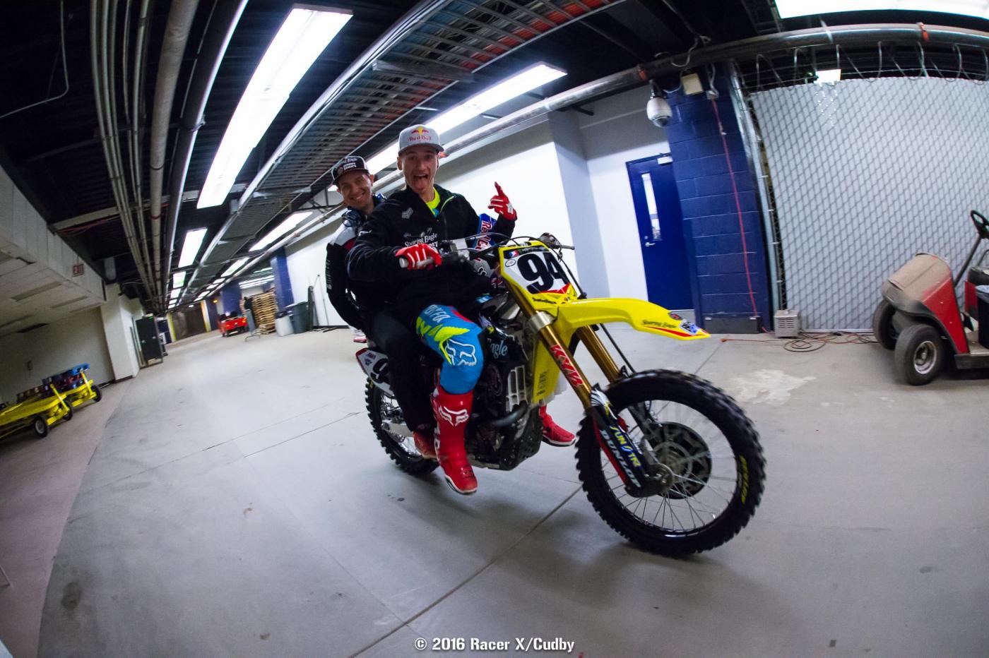 Roczen-Anaheim2SX2016-Cudby-119