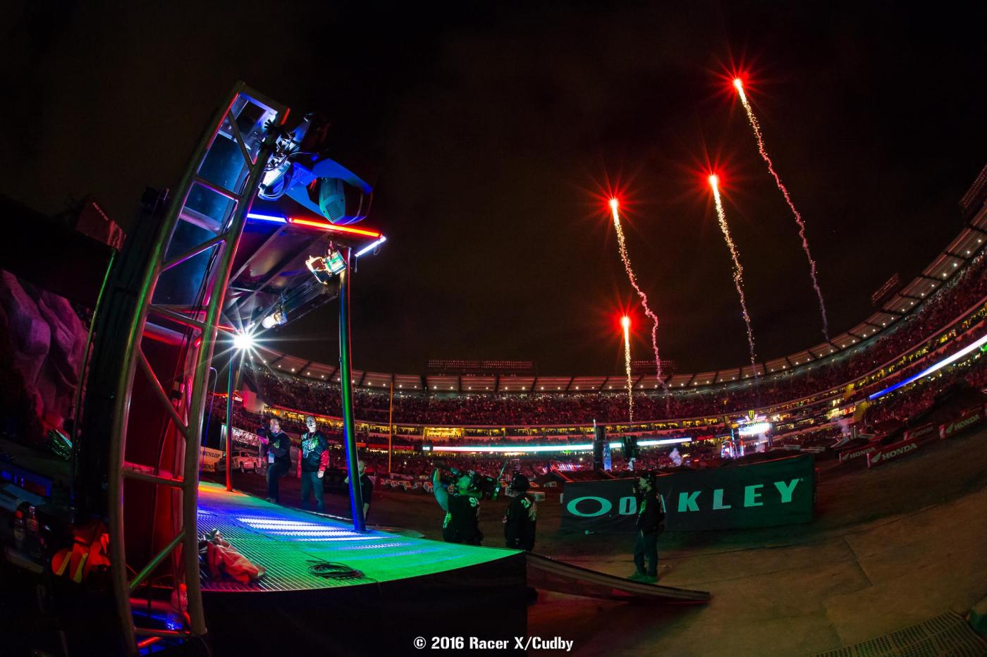 Misc-Anaheim2SX2016-Cudby-178