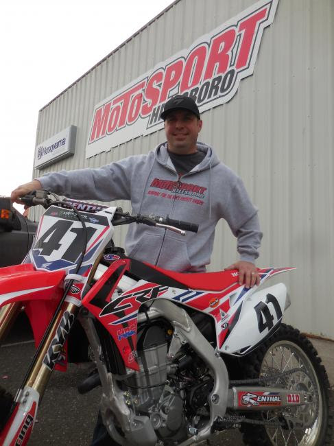 Darren Delozier, lucky winner of the 2015 Win a 450 raffle with his CRF450R.