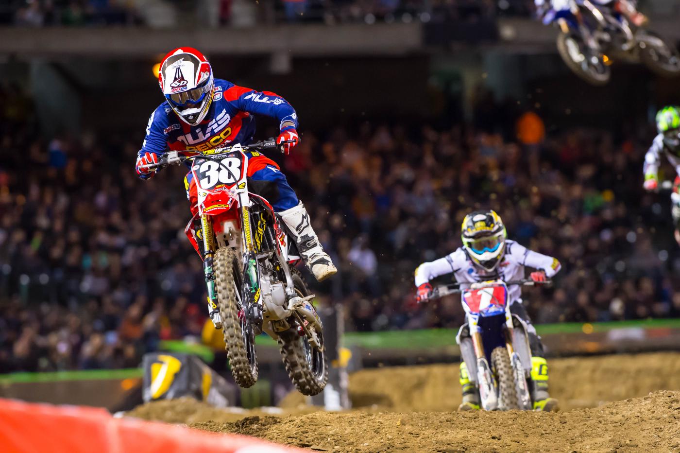 Craig's crash on lap 4 cost him the lead.