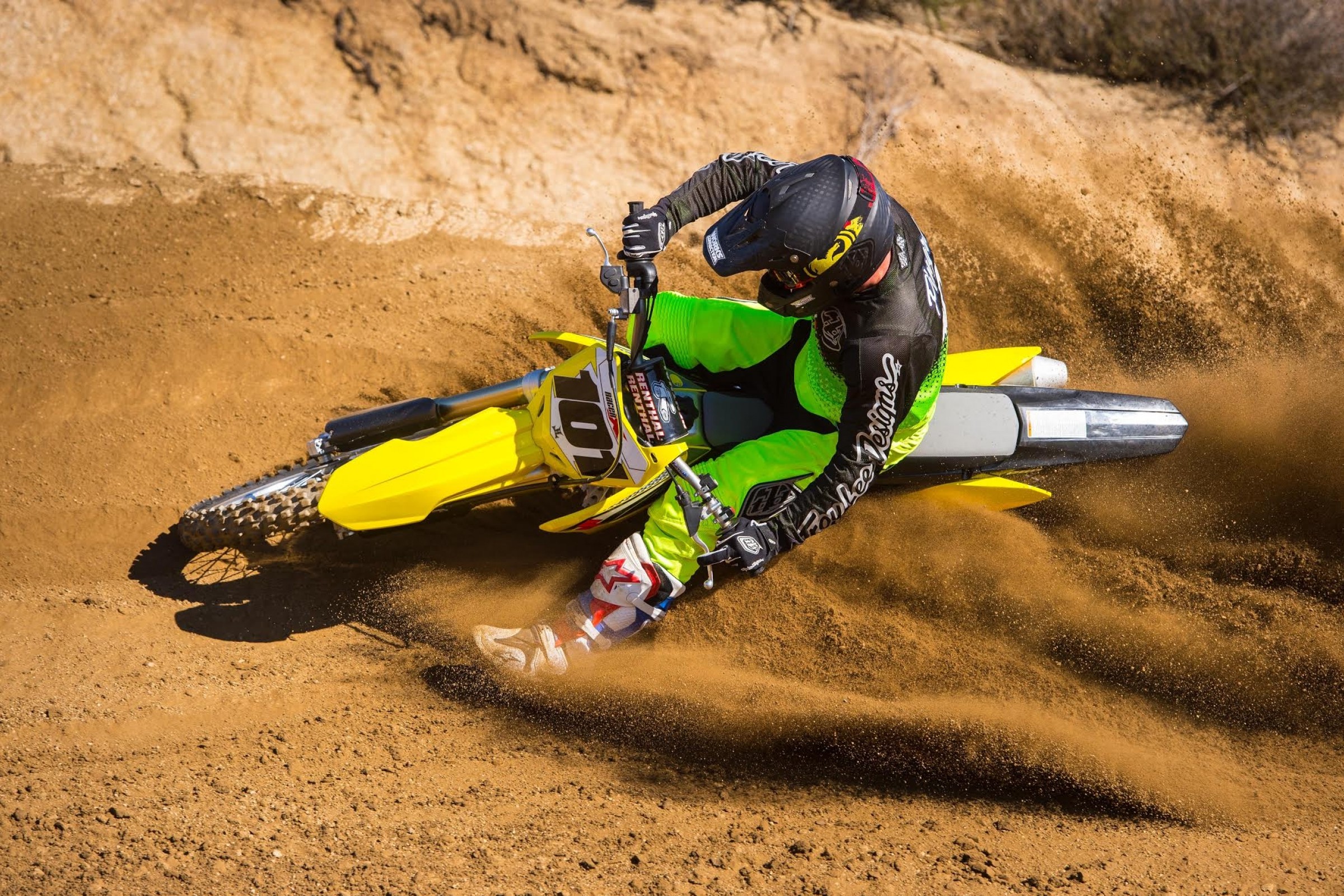 Racer X Films: Dialed In: 2016 Suzuki RM-Z250