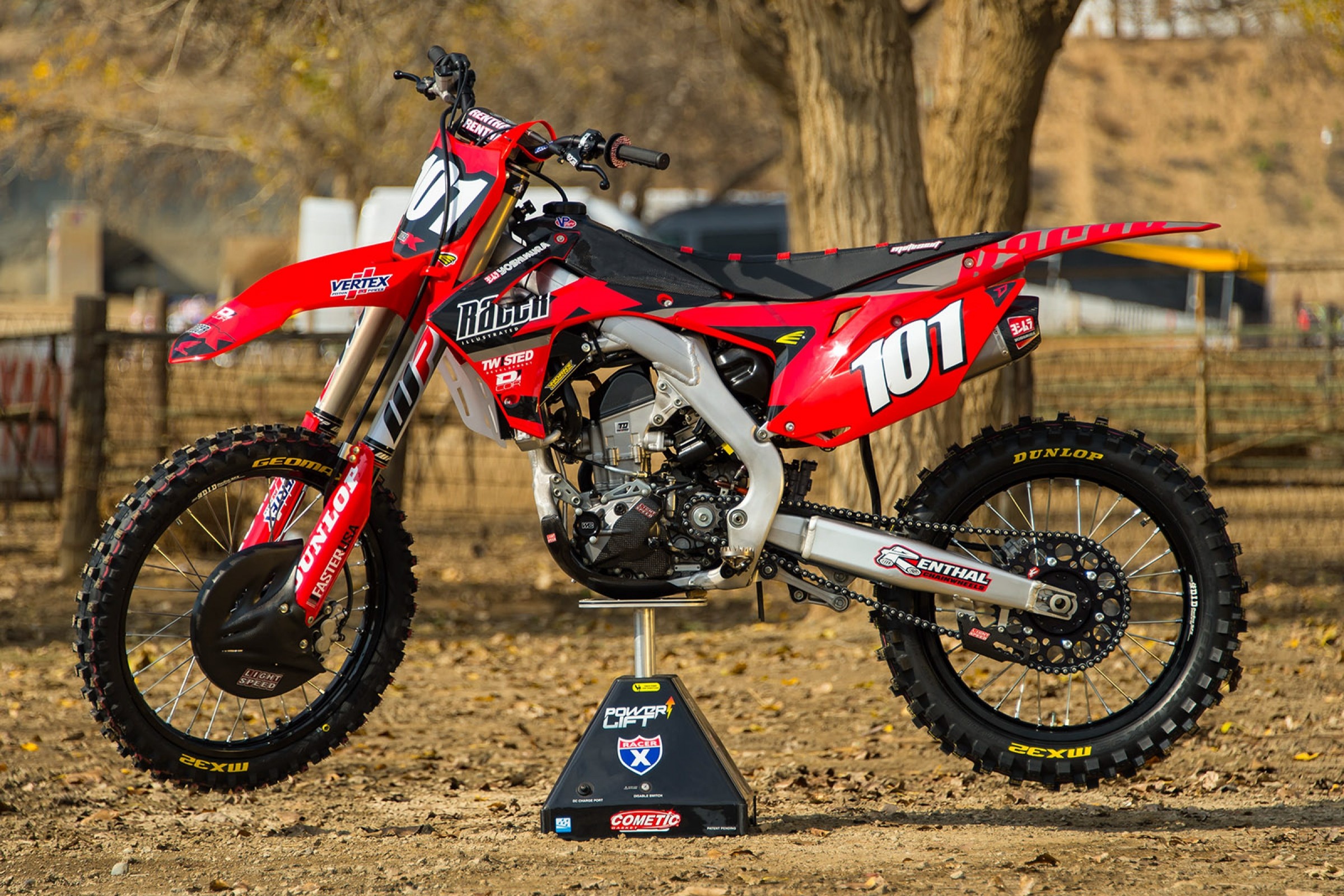 Racer X Films: 2016 Honda CRF250R