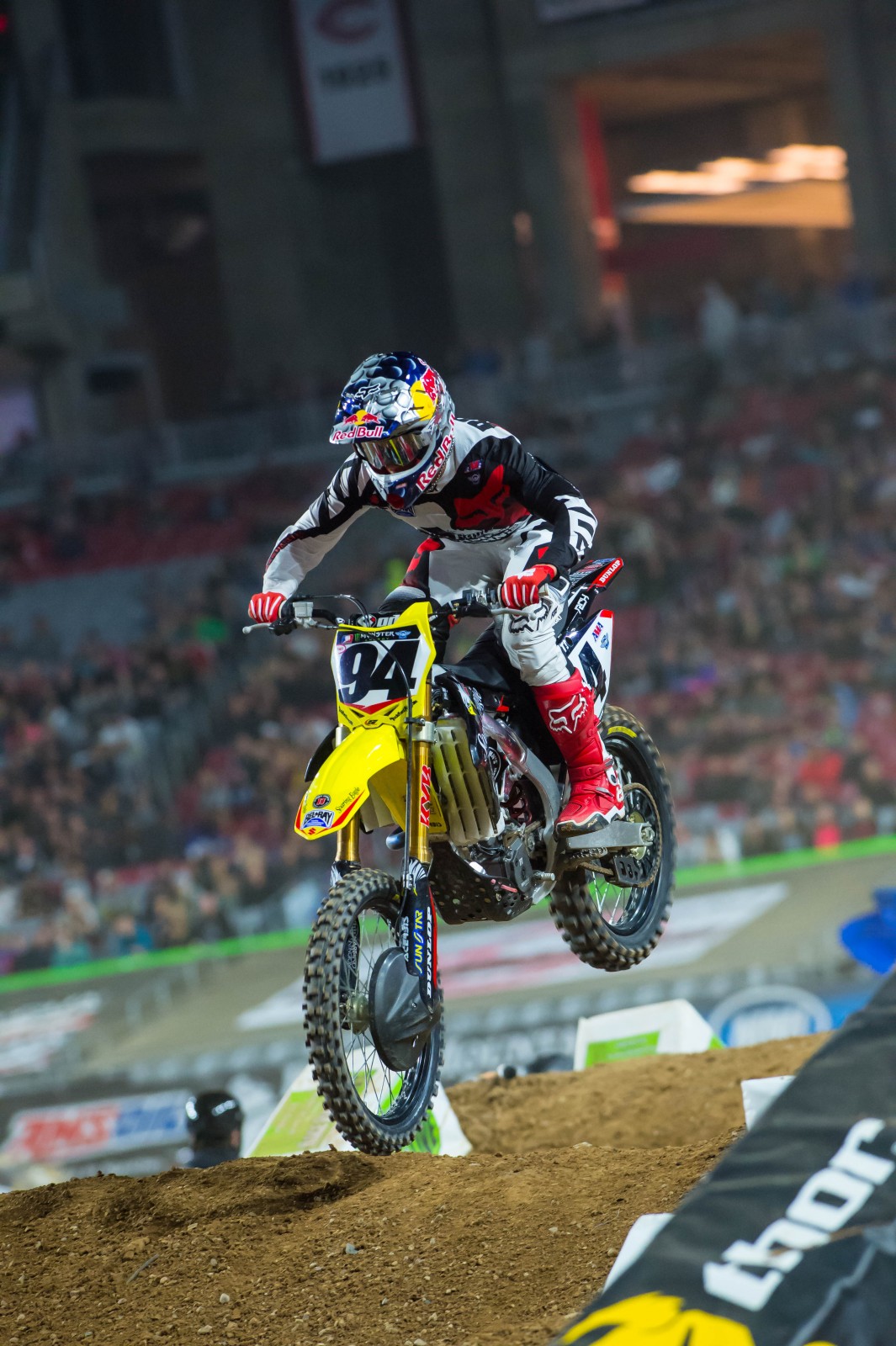 Roczen gets his first win since Monster Cup in October.