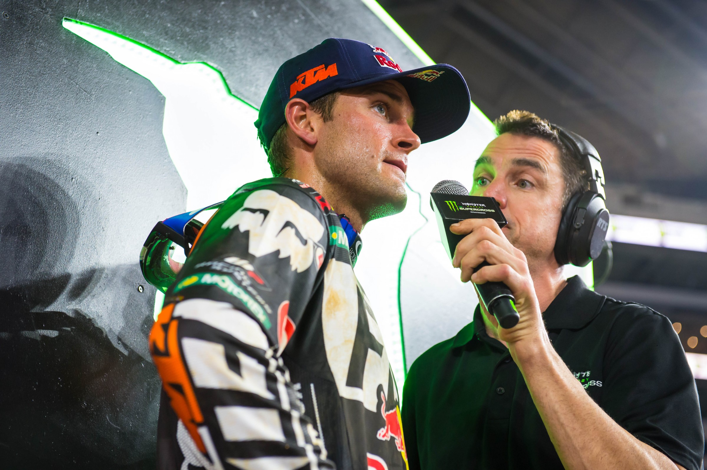 Dungey keep his podium streak alive with a second place finish.