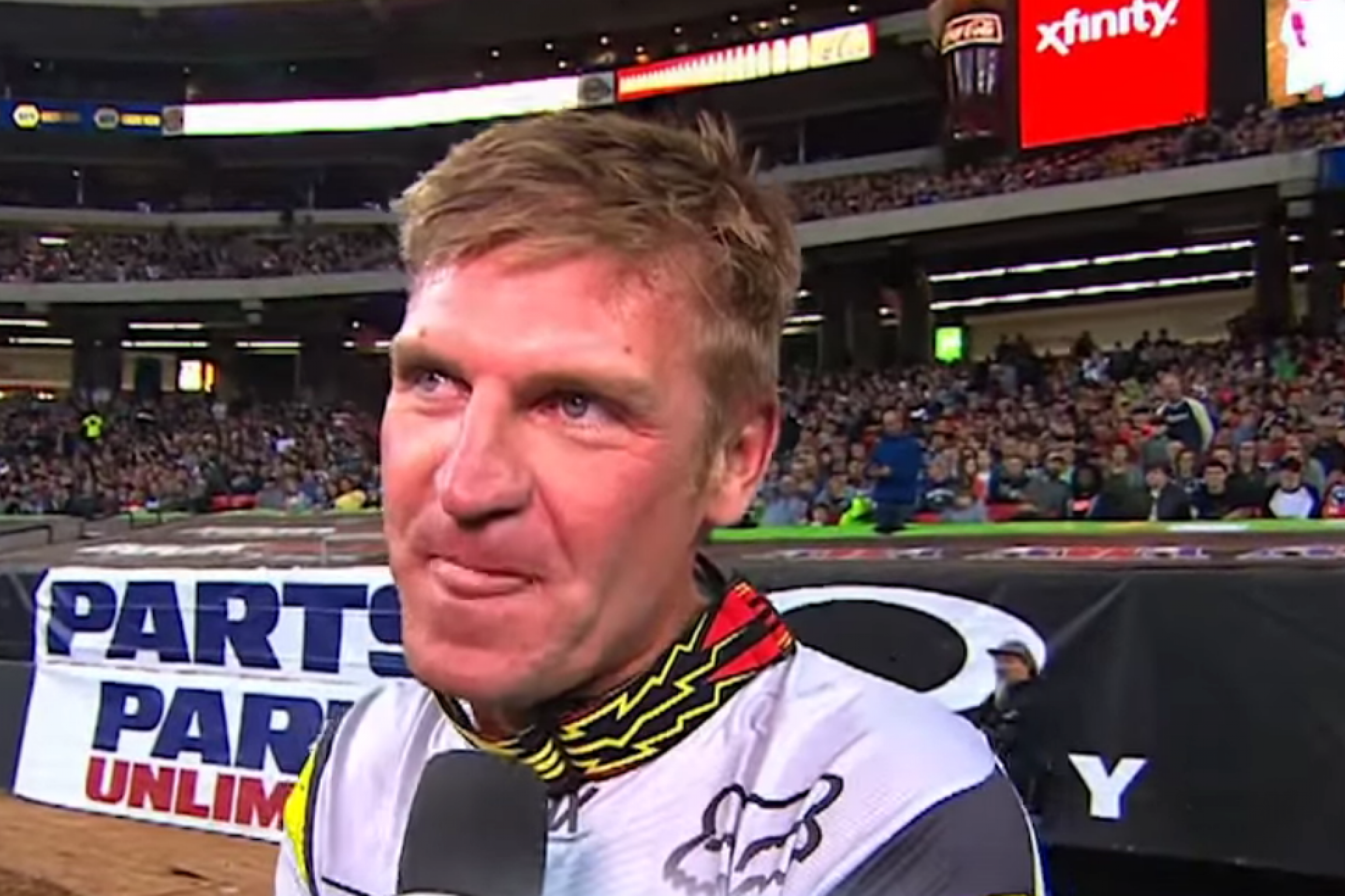 Watch: Clint Bowyer Takes NASCAR Holeshot Challenge