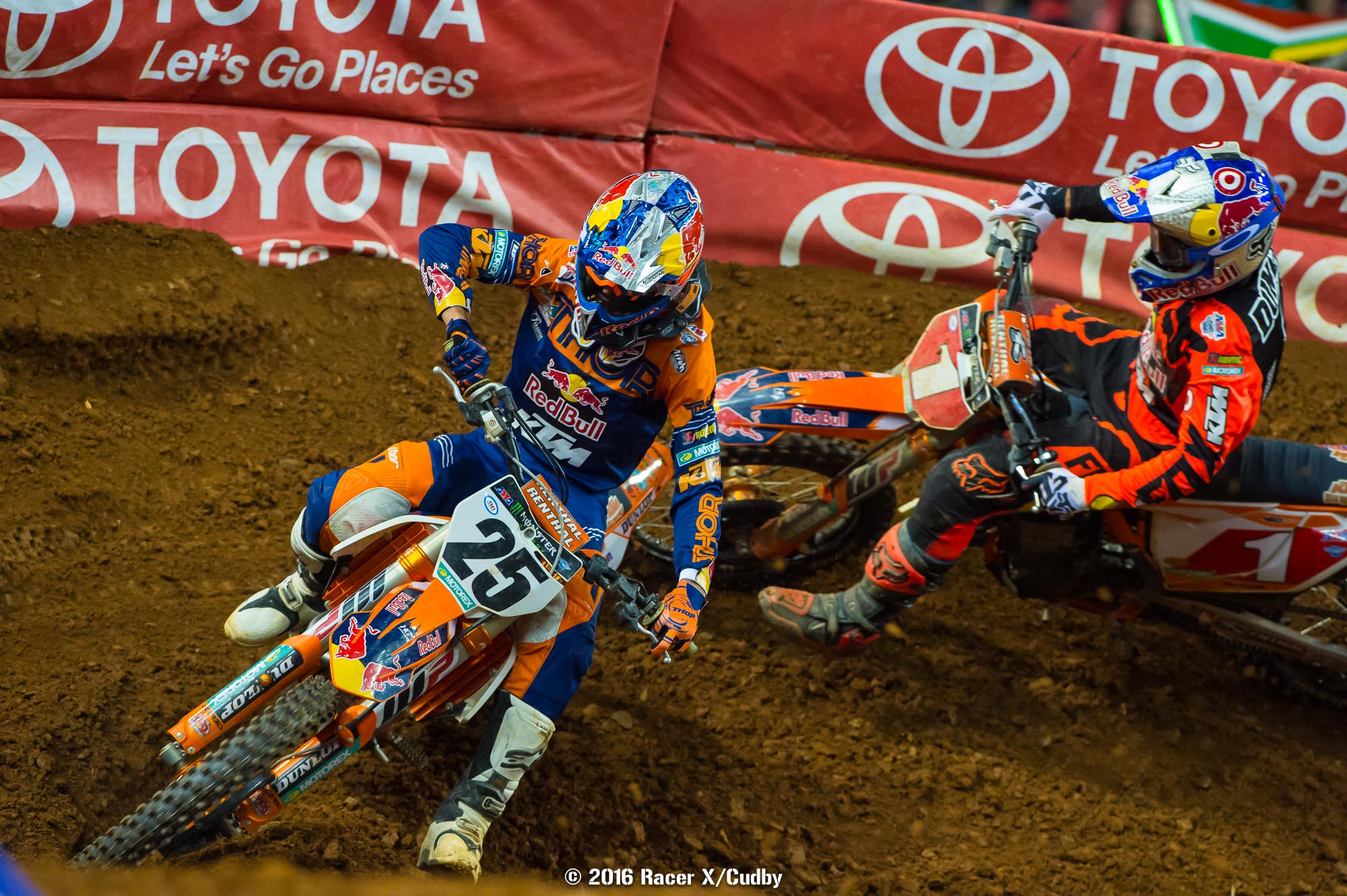 Marvin held teammate Ryan Dungey at bay for 19 laps last night.