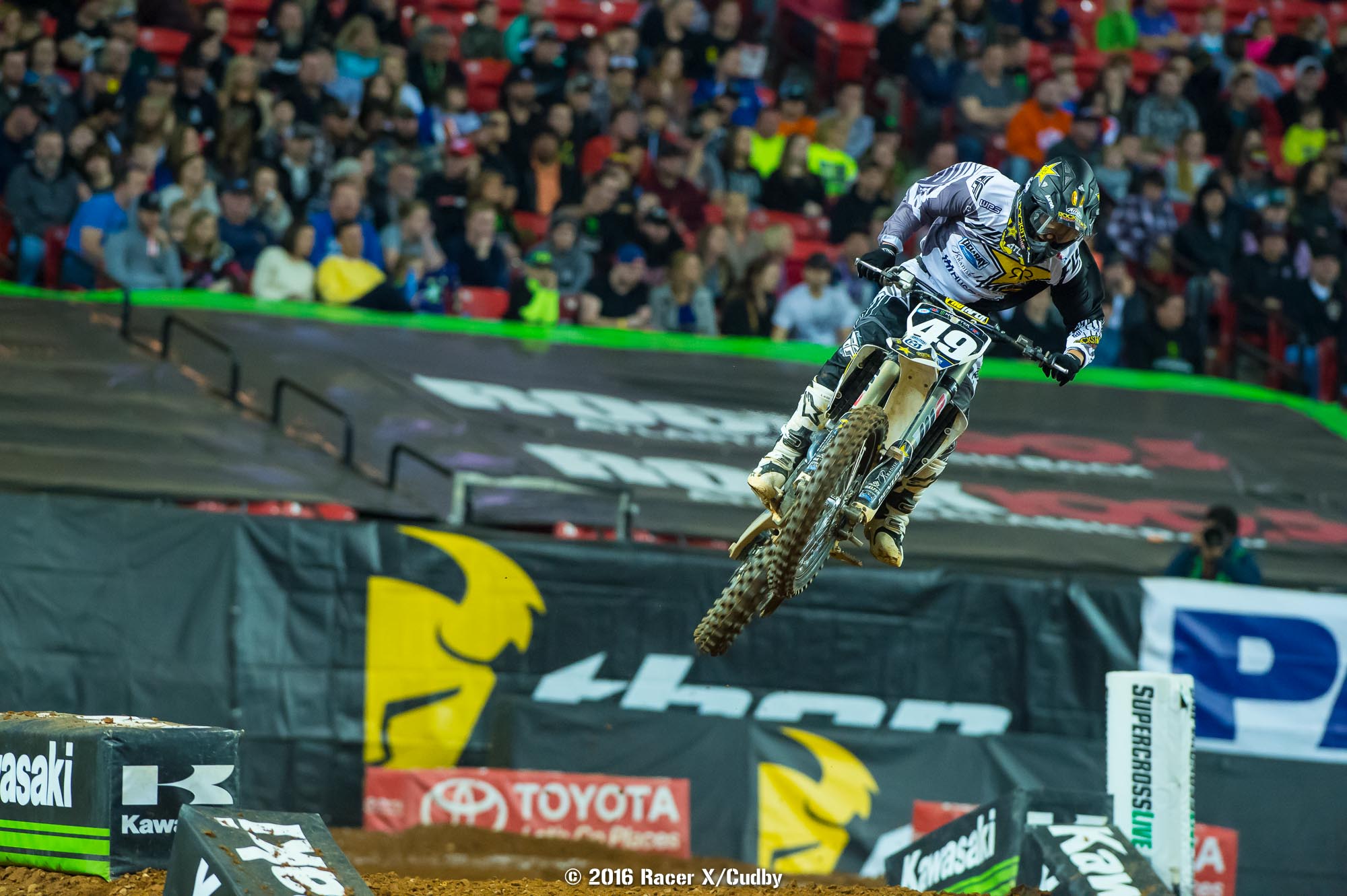 Martin Davalos was the first to strike a win in the 250SX East Region.