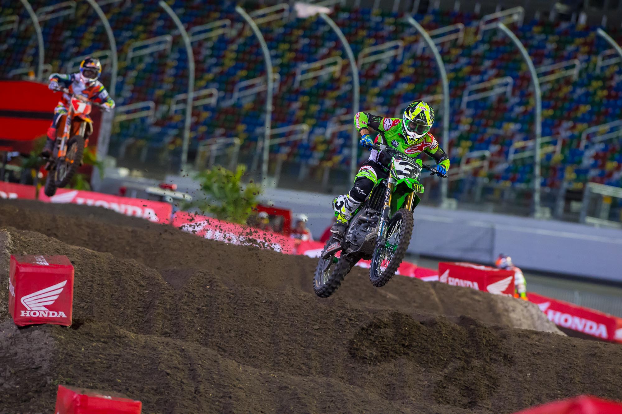 Dungey and Tomac were this close for twenty laps.