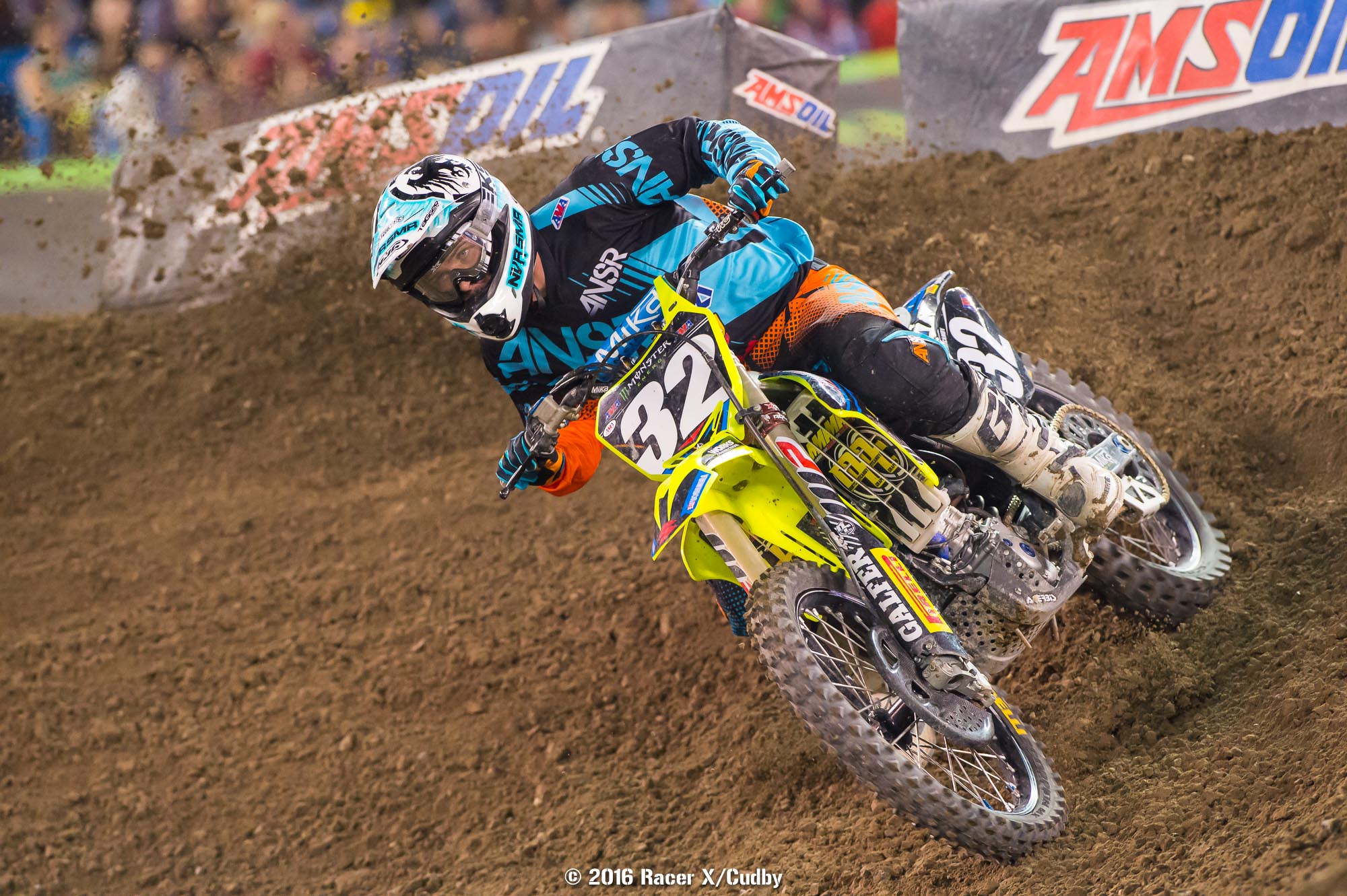 Bisc put the Suzuki on the box.