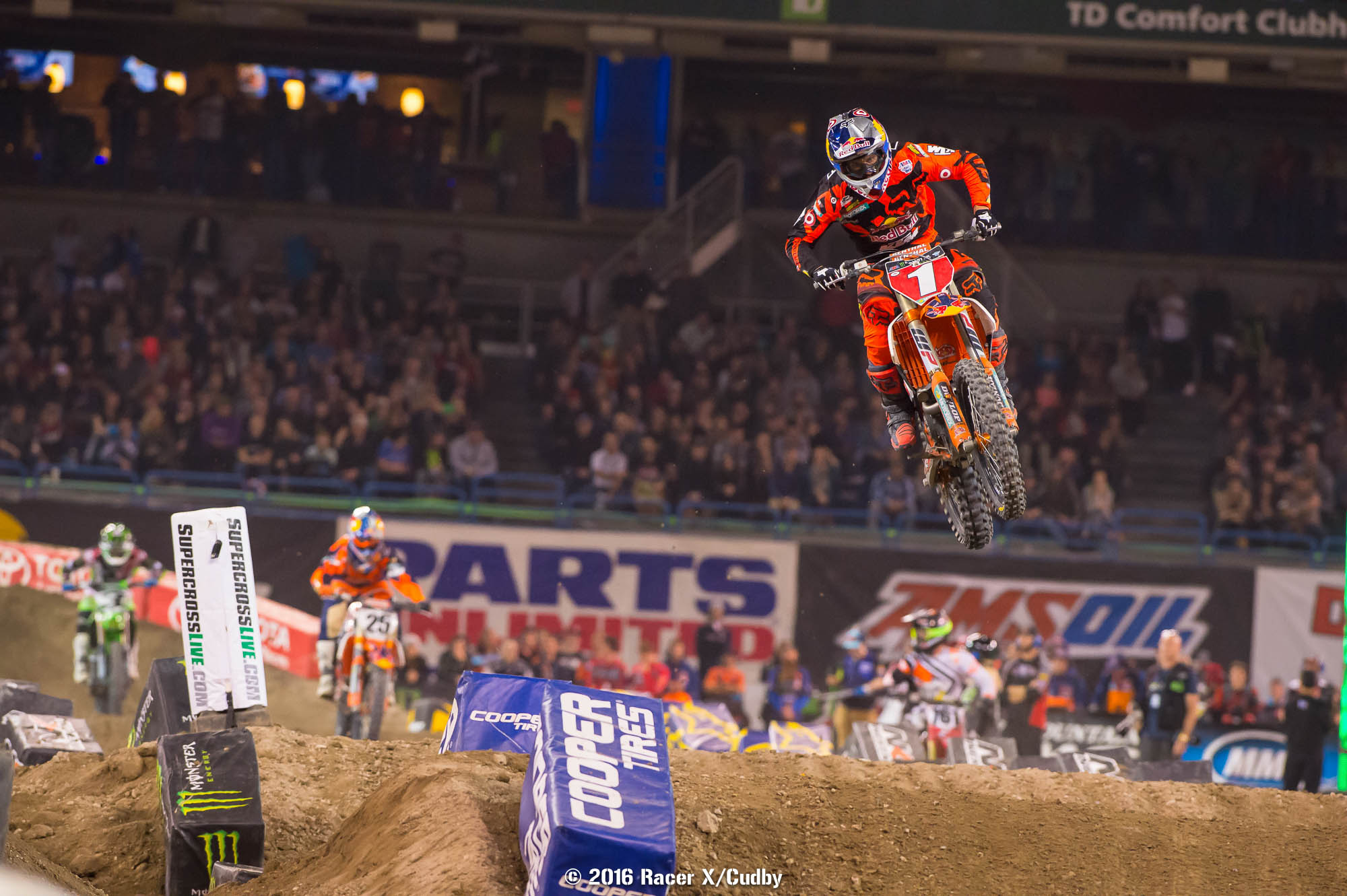 Dungey-TorontoSX2016-Cudby-055