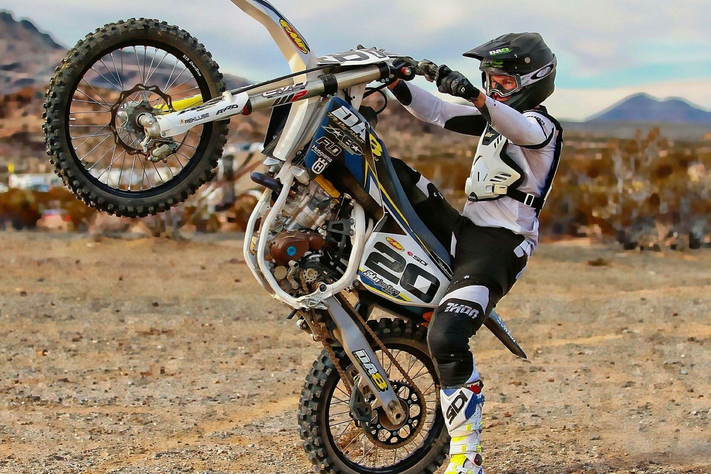 Sidi Agrees to Deal with Destry and Cooper Abbott